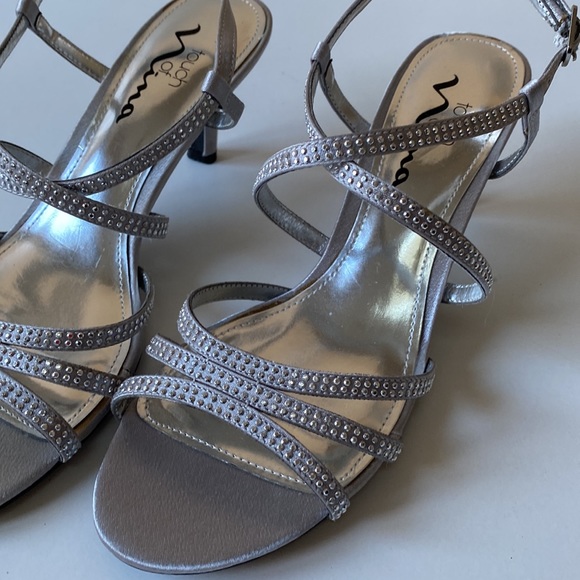 Touch of Nina silver metallic dress sandals with side buckle. - Picture 2 of 8